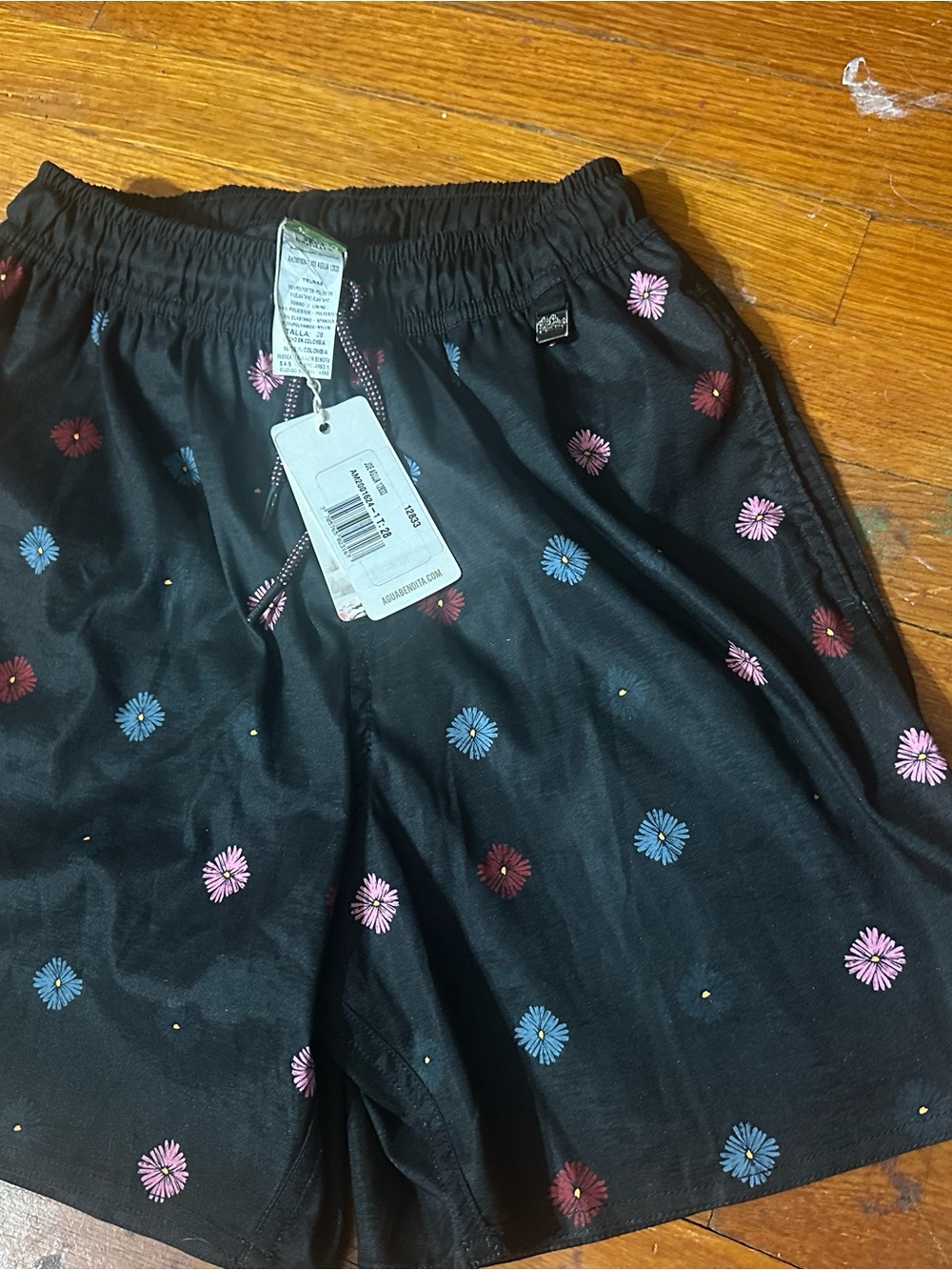 Agua Bendita  Diving Into Dreams Joe Embroidered Swim Trunks Size 28